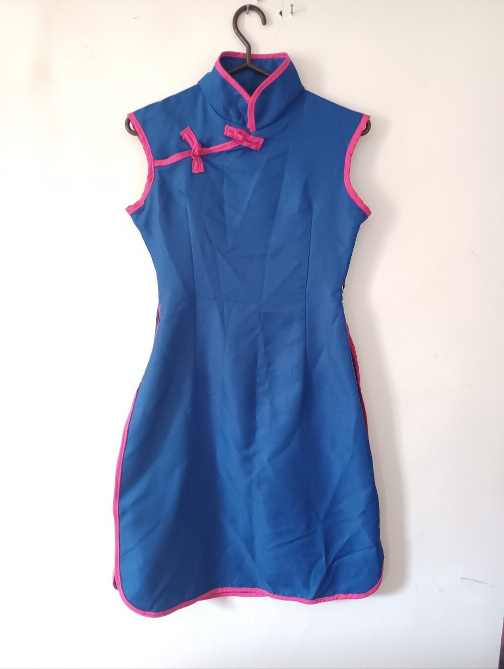 Blue and Pink Sleeveless Cheongsam Dress
